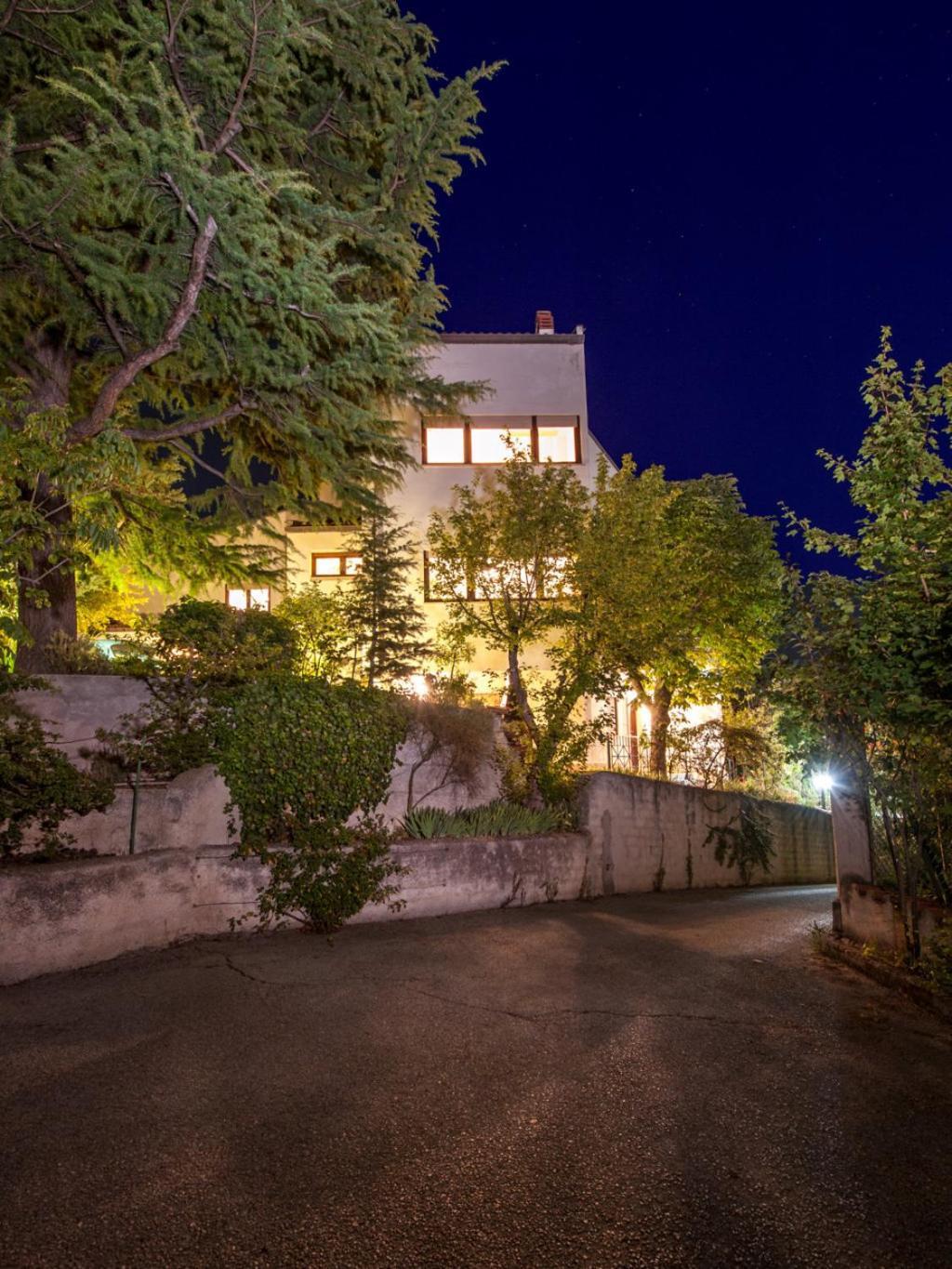 Appartamento Casa di Galdino e VittoriAnna LʼAquila Esterno foto
